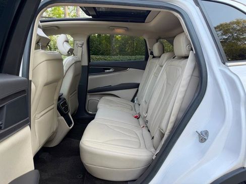 Used 2016 Lincoln MKX Select w/ Select Plus Package image 21