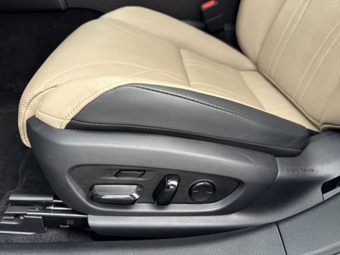 Used 2019 Lexus ES 350 w/ Accessory Package 2 FWD image 21