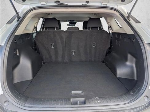 Used 2025 Kia Sportage LX FWD image 6