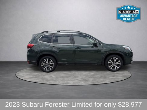 Used 2023 Subaru Forester Limited AWD/4WD image 2