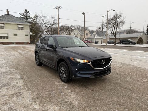 Used 2017 MAZDA CX-5 Touring image 1