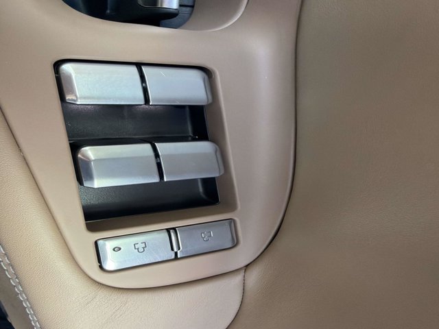 New 2027 Lincoln Navigator Black Label AWD/4WD image 10