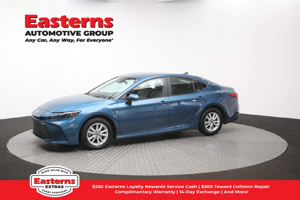 Used 2025 Toyota Camry LE FWD image 57