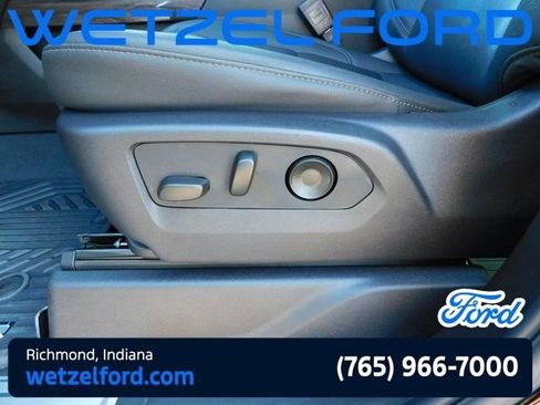 Used 2024 Chevrolet Silverado 1500 LTZ w/ LTZ Premium Package AWD/4WD image 20
