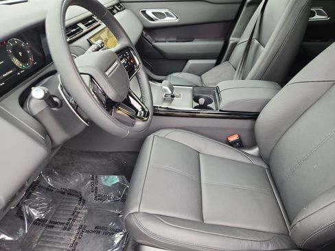 Used 2026 Land Rover Range Rover Velar Dynamic SE image 23
