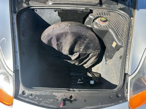 Used 2000 Porsche Boxster RWD image 24