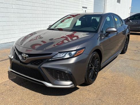 Used 2024 Toyota Camry XSE image 1