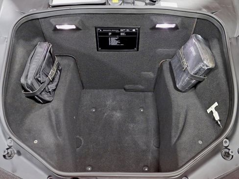 Used 2018 Ferrari 488 GTB image 36