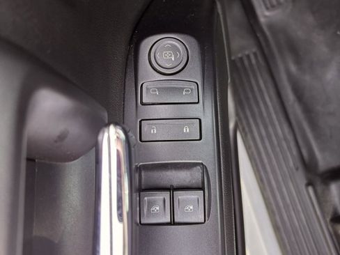 Used 2017 GMC Sierra 1500 2WD Regular Cab image 10