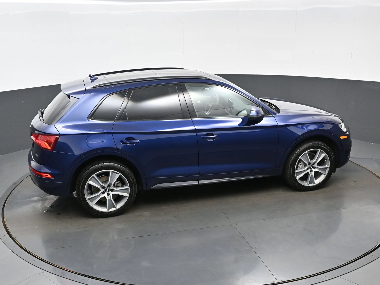 Used 2020 Audi Q5 Prestige w/ Prestige Package AWD/4WD image 41