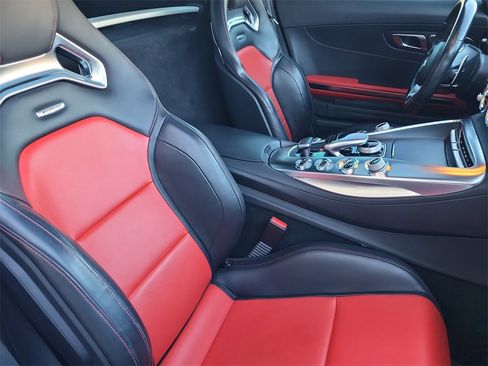 Used 2017 Mercedes-Benz AMG GT Coupe image 19