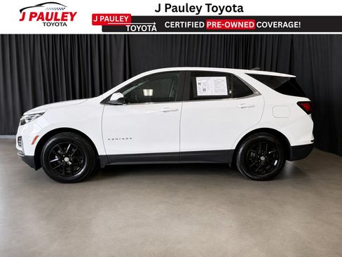 Used 2024 Chevrolet Equinox LT FWD image 2