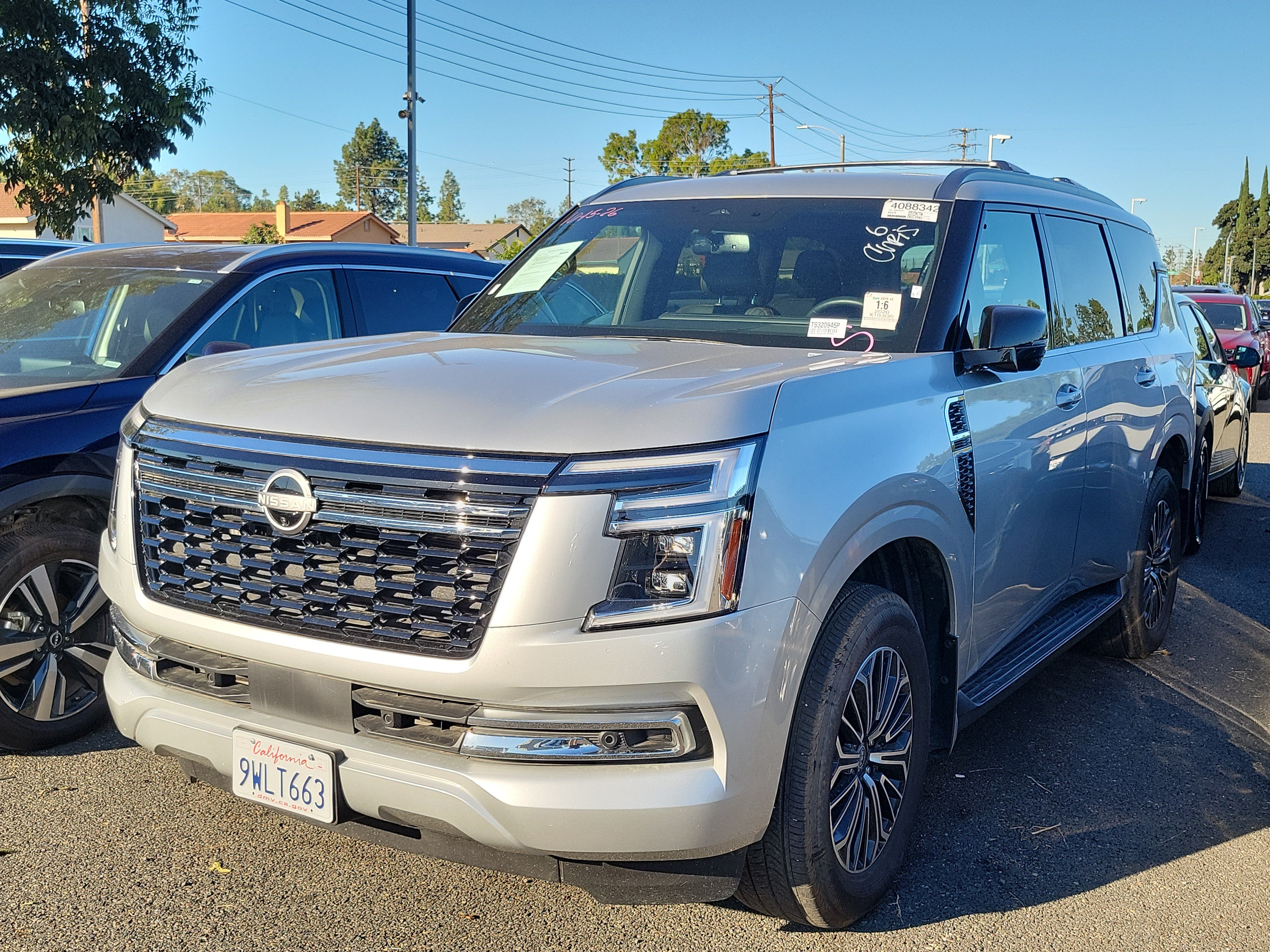 Used 2026 Nissan Armada SL RWD image 1