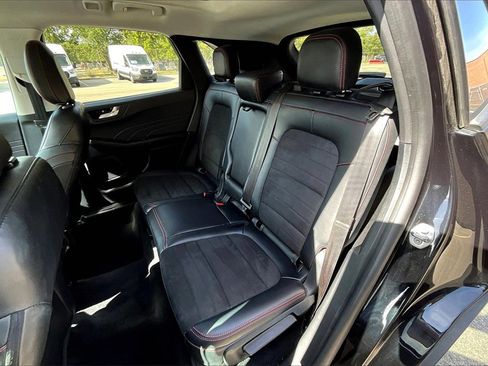 Certified 2022 Ford Escape SEL w/ SEL Stealth AWD Package image 25