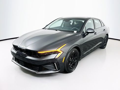 Used 2025 Kia K5 LXS FWD image 3