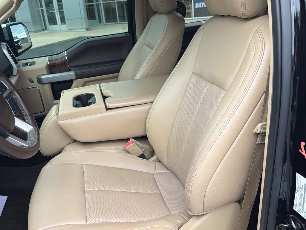 Used 2020 Ford F150 Lariat RWD image 16
