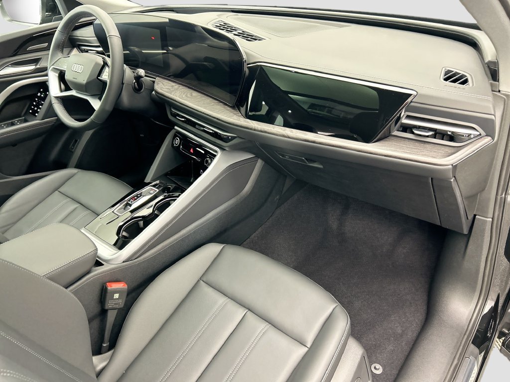 Used 2025 Audi Q5 Premium Plus AWD/4WD image 17