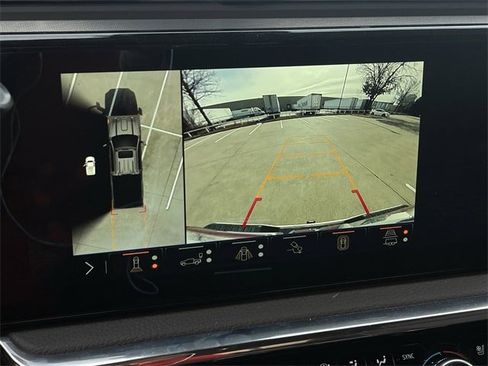 Used 2024 GMC Sierra 3500 Denali w/ Denali Reserve Package image 18