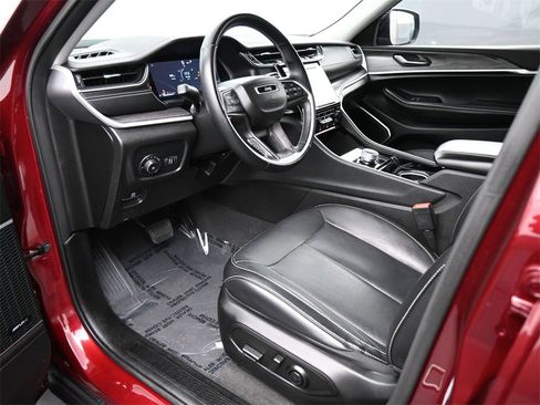 Used 2021 Jeep Grand Cherokee L Limited image 2