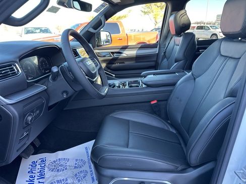 New 2026 Jeep Grand Wagoneer image 61