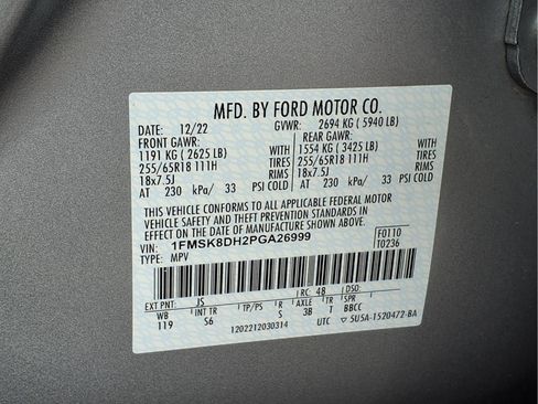 Used 2023 Ford Explorer XLT w/ Equipment Group 202A image 24