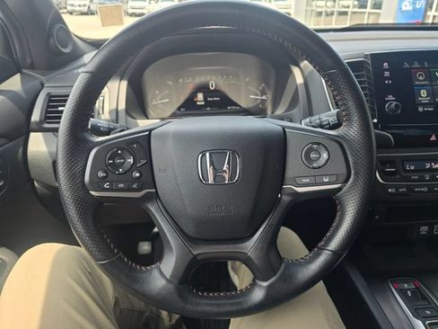 Used 2022 Honda Passport TrailSport image 15