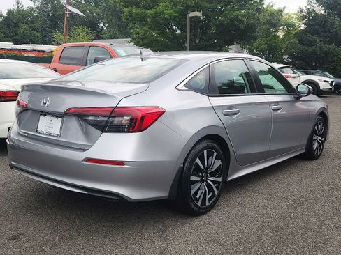 Used 2023 Honda Civic EX image 6