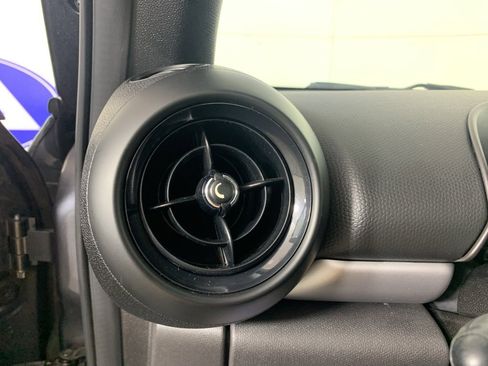 Used 2016 MINI Cooper Countryman S image 16