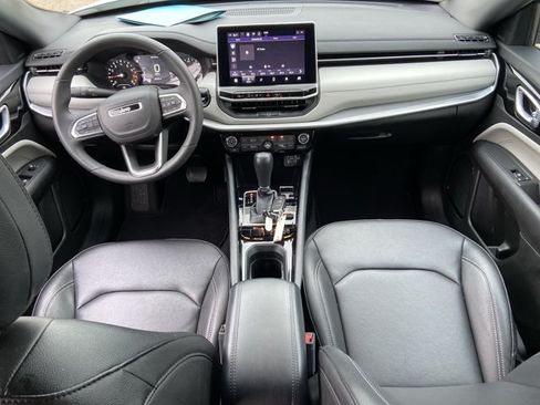 Used 2025 Jeep Compass Limited AWD/4WD image 48