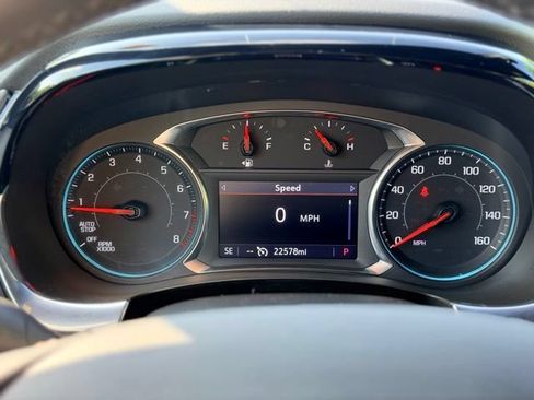Used 2023 Chevrolet Traverse LT AWD/4WD image 10