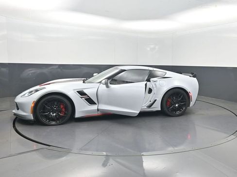 Used 2019 Chevrolet Corvette Grand Sport w/ Carbon Flash Badge Package RWD image 33