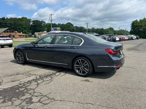 Used 2020 BMW 750i xDrive AWD/4WD image 5