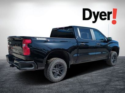 New 2026 Chevrolet Silverado 1500 Custom Trail Boss w/ Midnight Edition