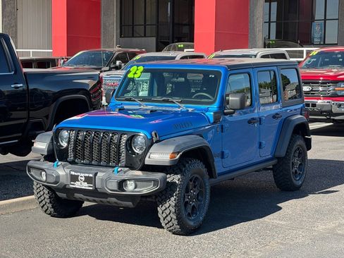 Used 2023 Jeep Wrangler Unlimited AWD/4WD image 41