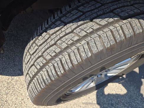 Used 2018 Ford F150 XLT AWD/4WD image 16