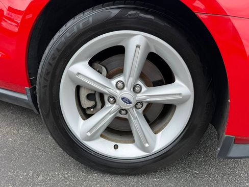 Used 2011 Ford Mustang GT RWD image 34
