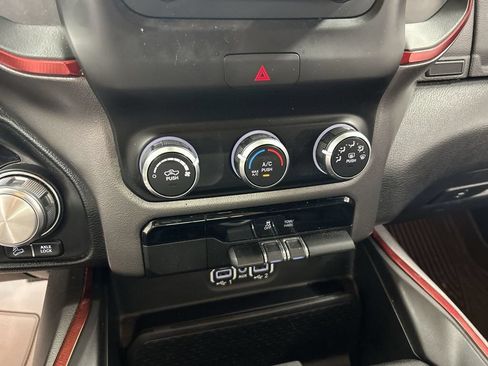 Used 2019 RAM 1500 Rebel AWD/4WD image 16
