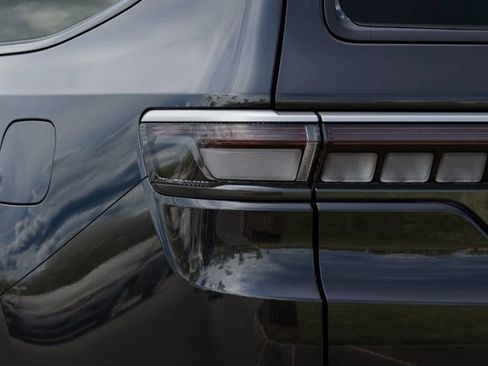 New 2026 Jeep Grand Wagoneer L 4WD image 9