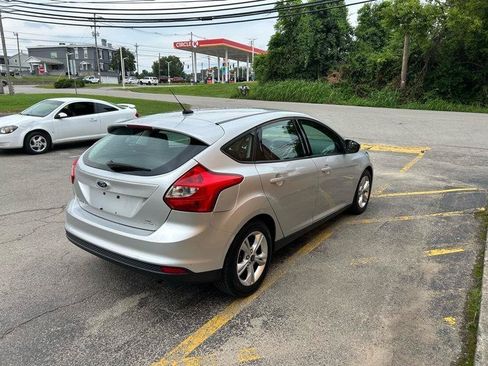 Used 2013 Ford Focus SE FWD image 4