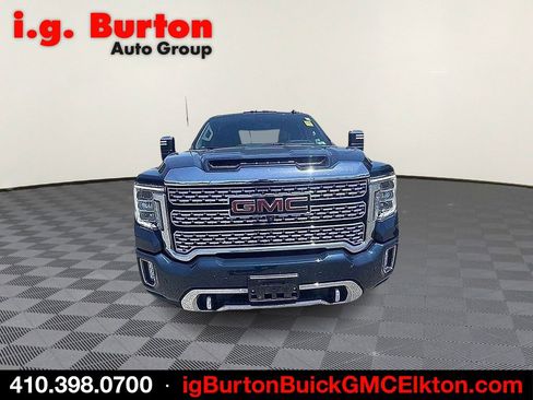 Used 2022 GMC Sierra 2500 Denali w/ Denali Ultimate Package AWD/4WD image 2