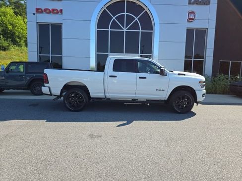 Certified 2025 RAM 2500 Big Horn AWD/4WD image 8