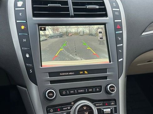 Used 2018 Lincoln MKZ Reserve w/ Luxury Package image 32