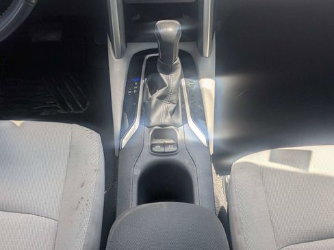 Used 2024 Toyota Corolla Cross LE FWD image 18