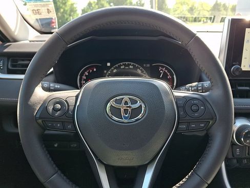 Used 2025 Toyota RAV4 XLE w/ Convenience Package AWD/4WD image 20
