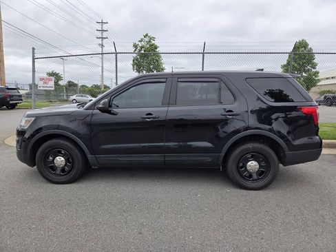 Used 2017 Ford Explorer 4WD Police Interceptor image 5