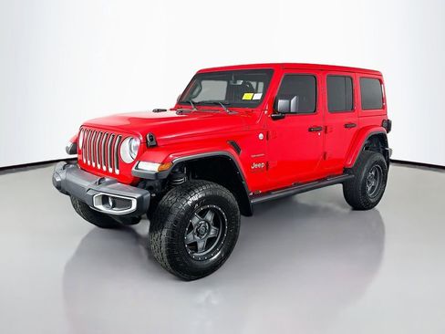 Used 2021 Jeep Wrangler Unlimited Sahara image 3