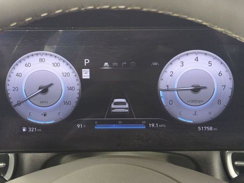 Used 2025 Hyundai Elantra SEL FWD image 35