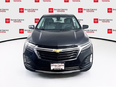 Used 2022 Chevrolet Equinox LT AWD/4WD image 2
