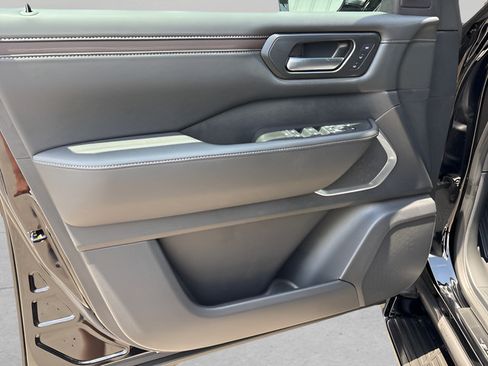 New 2026 Nissan Armada Platinum Reserve AWD/4WD image 10