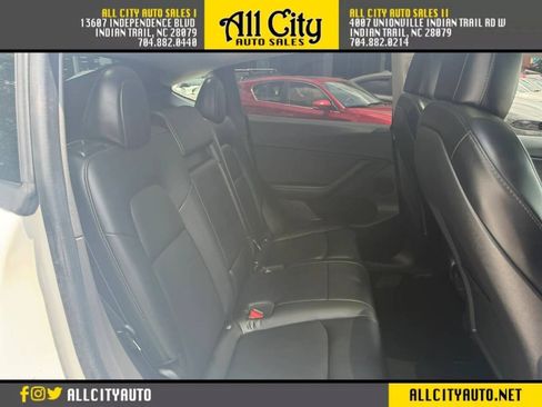 Used 2021 Tesla Model Y Long Range AWD/4WD image 17